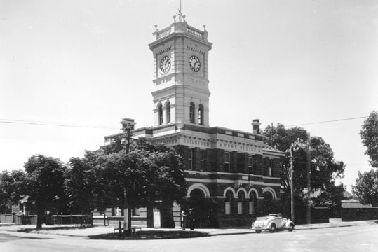 Guildford Post Office in 1949.