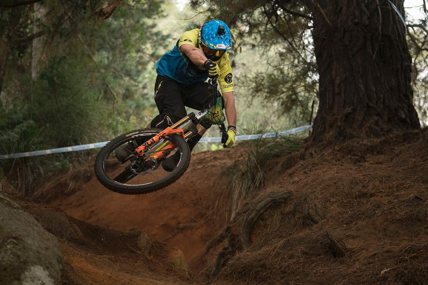 New Zealander Wyn Masters on Stage 7 of EWS course at Derby