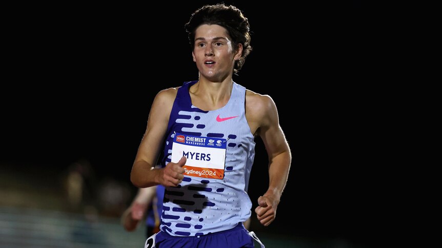 Cam Myers running at the Sydney Track Classic in 2024.
