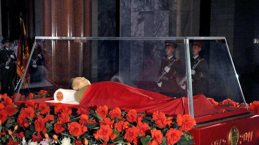 The body of North Korean leader Kim Jong-Il lies in state in a glass coffin at the Kumsusan Memorial Palace in Pyongyang.
