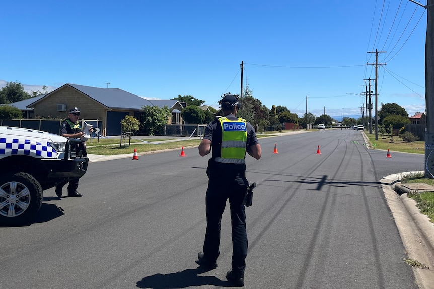 Police blocking off a street in Maffra after a fatal hit-and-run.