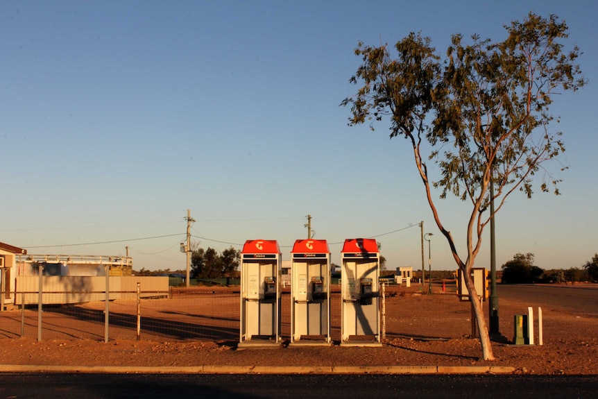 Telstra payphones in Birdsville