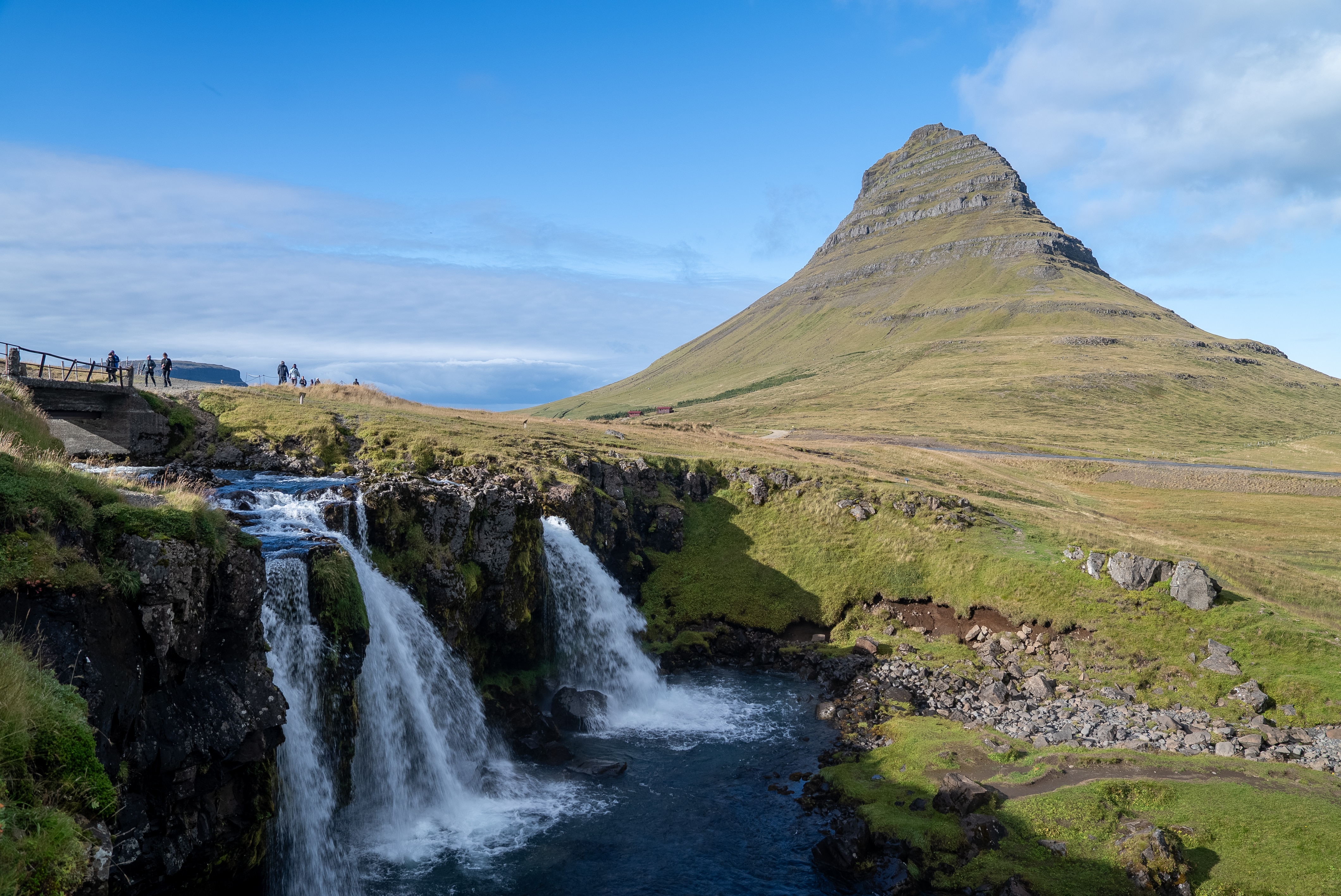 Interest rates, fish and Donald Trump on Icelanders' minds as nation goes to referendum on EU