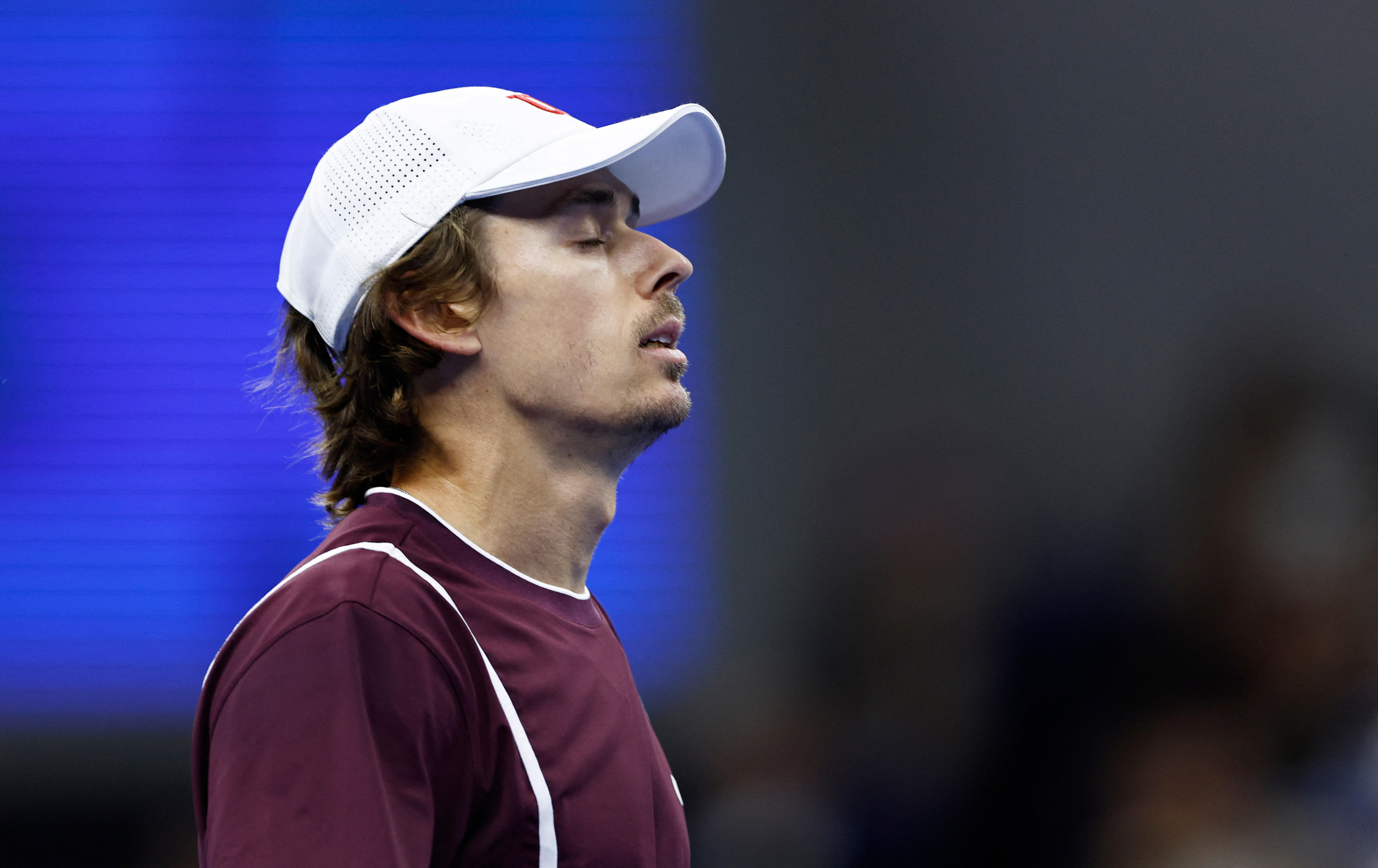 De Minaur retires injured, handing China Open title to Djokovic
