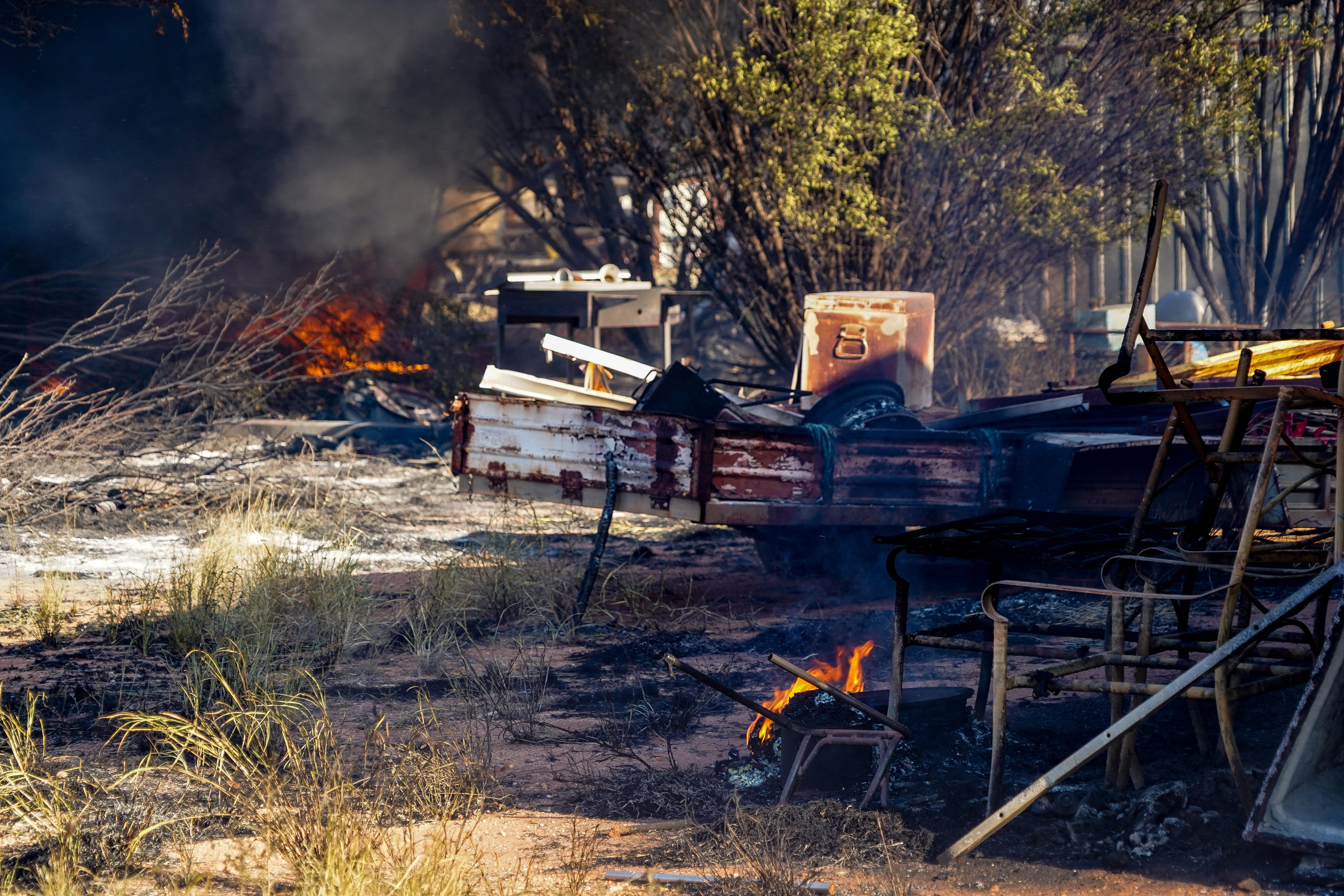 Bushfire Tears Through Alice Springs Rural Area Destroying Home And ...