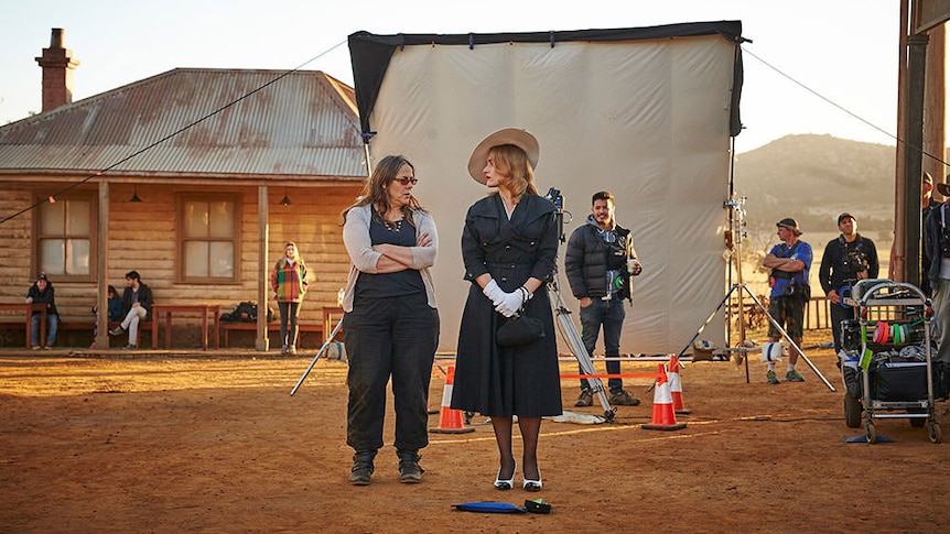 Jocelyn Moorhouse and Kate Winslet on the set of The Dressmaker.