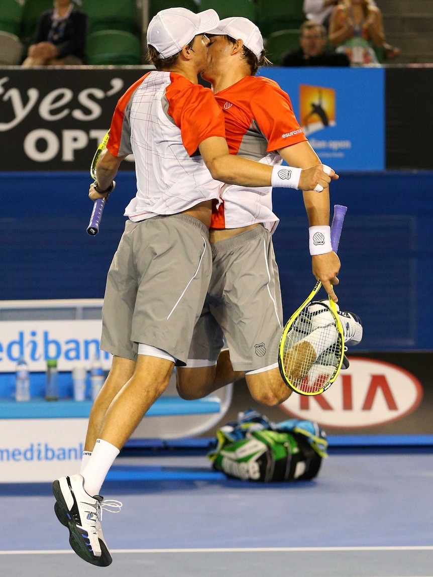 Bryan brothers show their joy