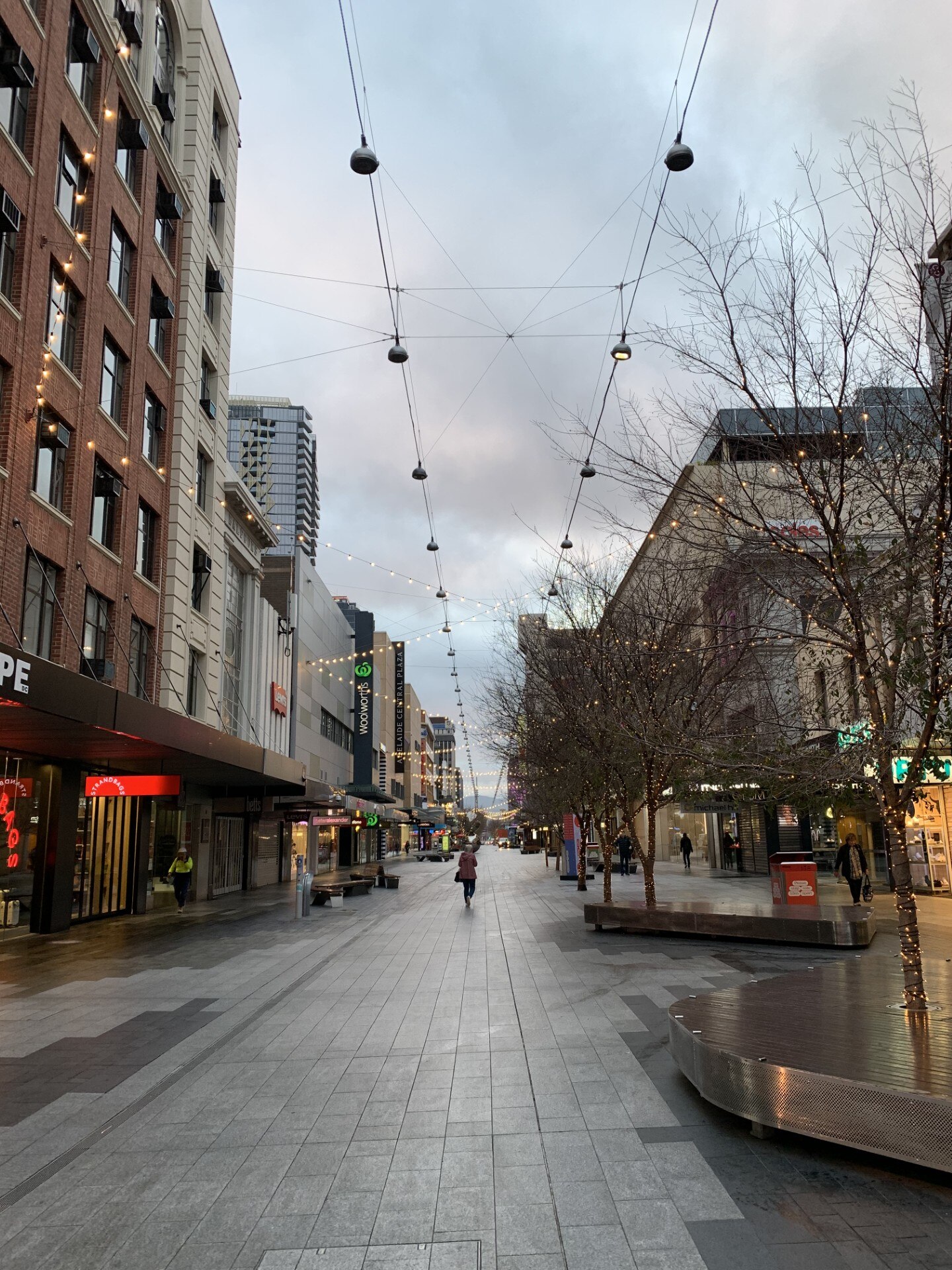 Adelaide City Councillors 'lack sophistication' to attract city shoppers says Property Council