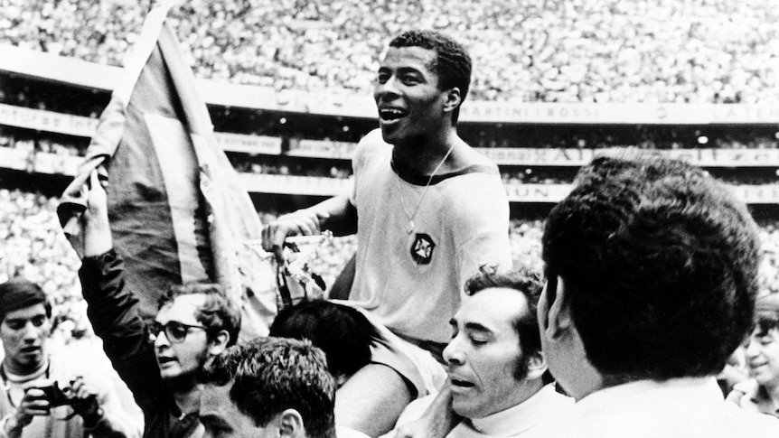 Jairzinho celebrates 1970 World Cup win