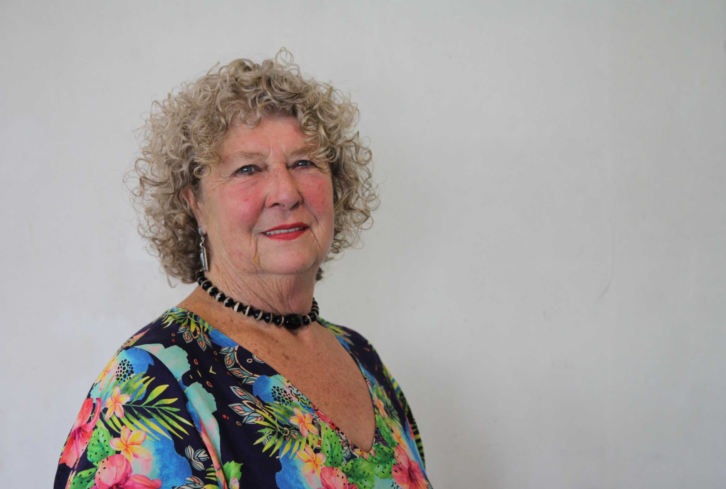 Lioness Liz and her surfer boys