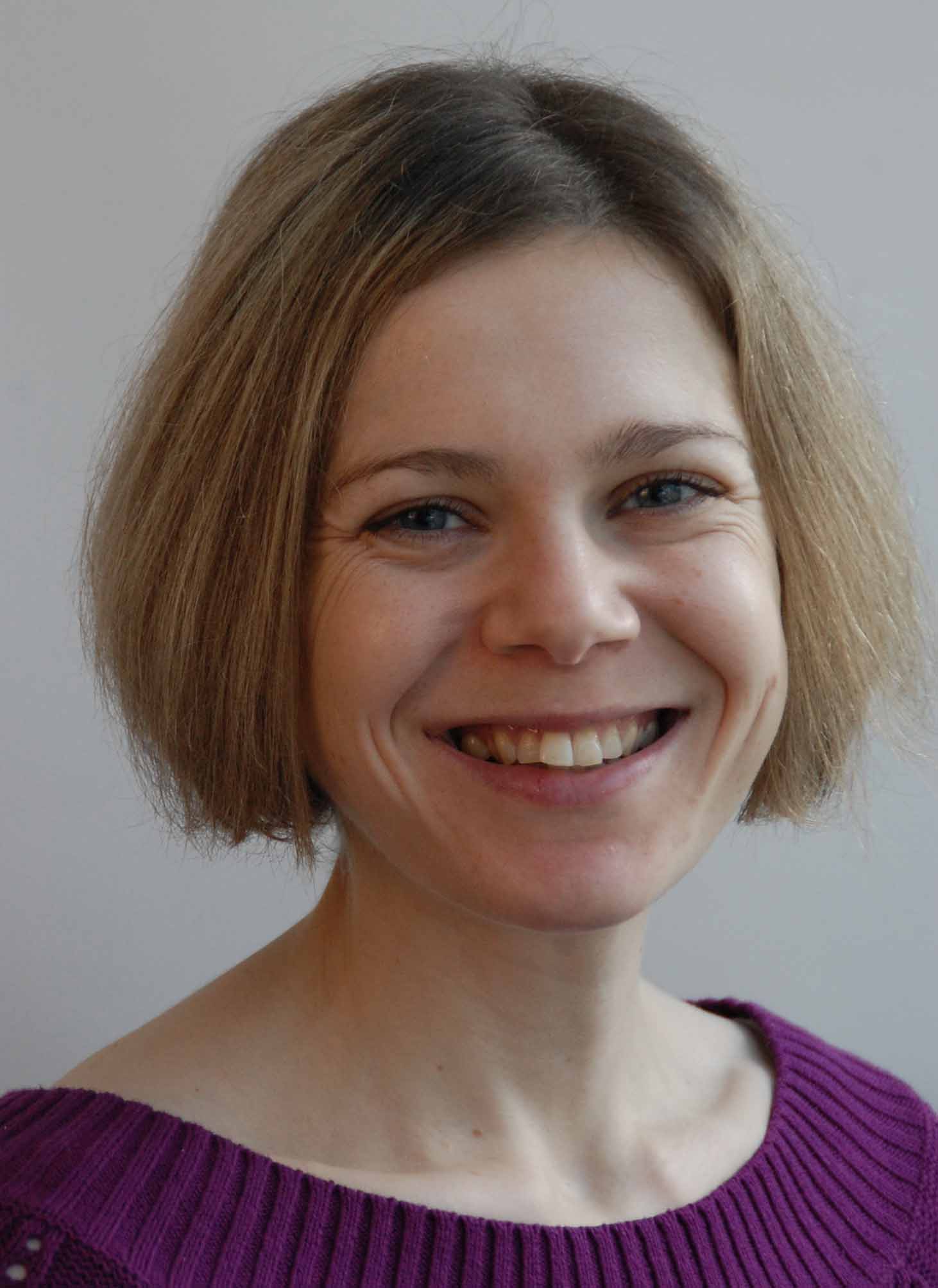 Dr Caroline Knight's research interests includes work design, remote and hybrid work, word redesign interventions and wellbeing.