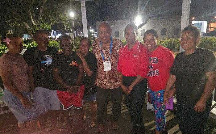 SICTU President Tony Kagovai wetem samfala PALM wokas long Gatton