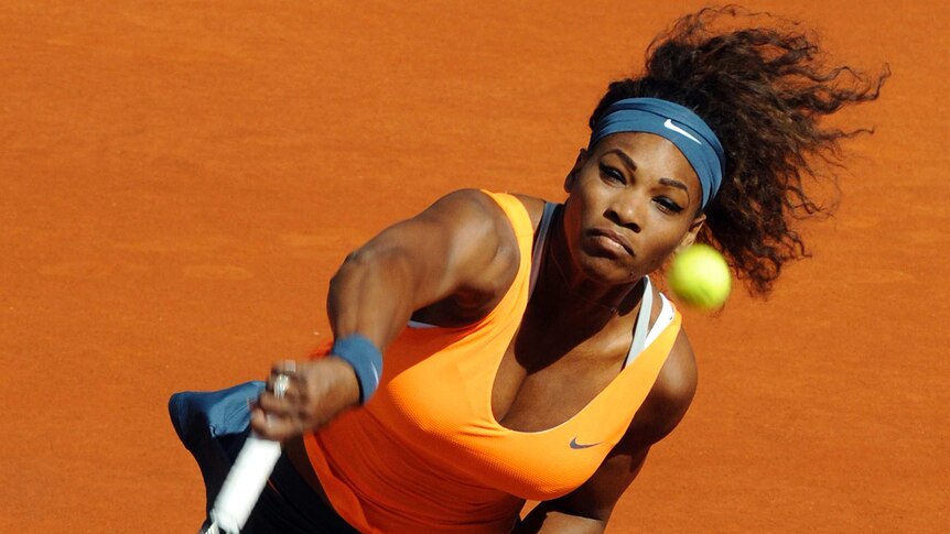 Serena Williams powers past Errani