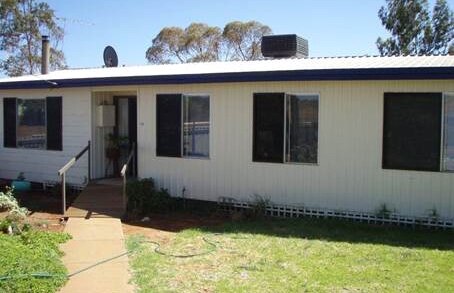 Social housing shortage critical in the regions - ABC News