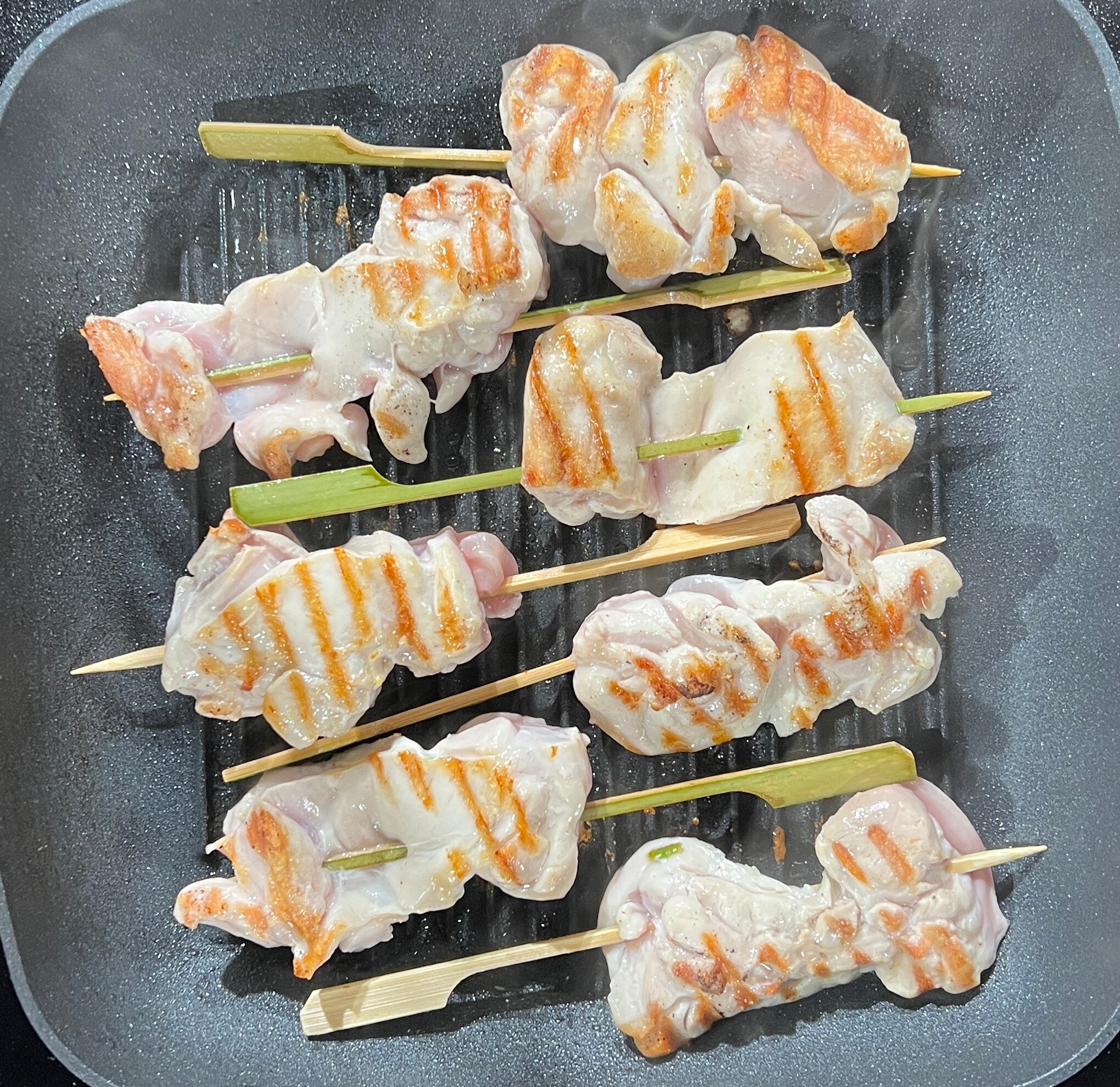 Yakitori chicken and pineapple skewers are perfect for barbecues ABC News