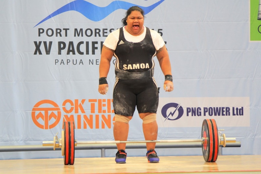 Samoan lifter Ele Opeloge