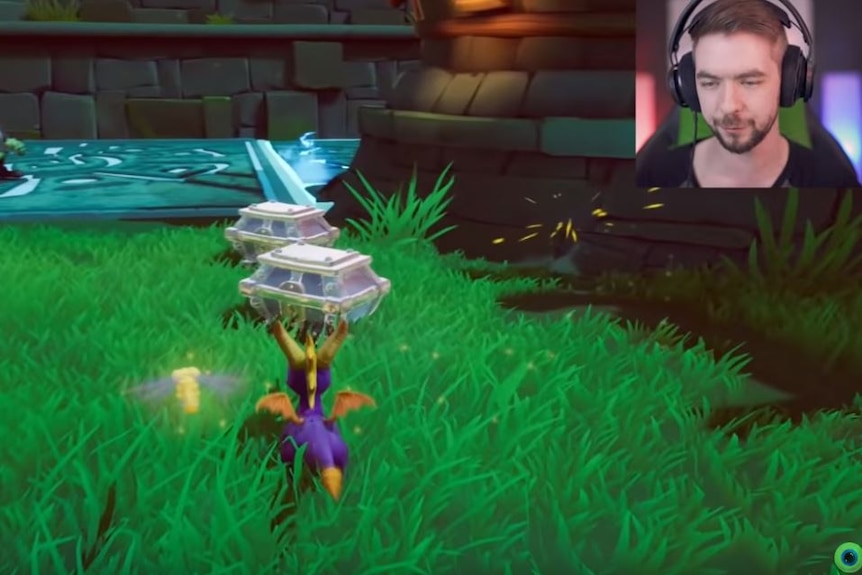 YouTuber Jacksepticeye plays Spyro.