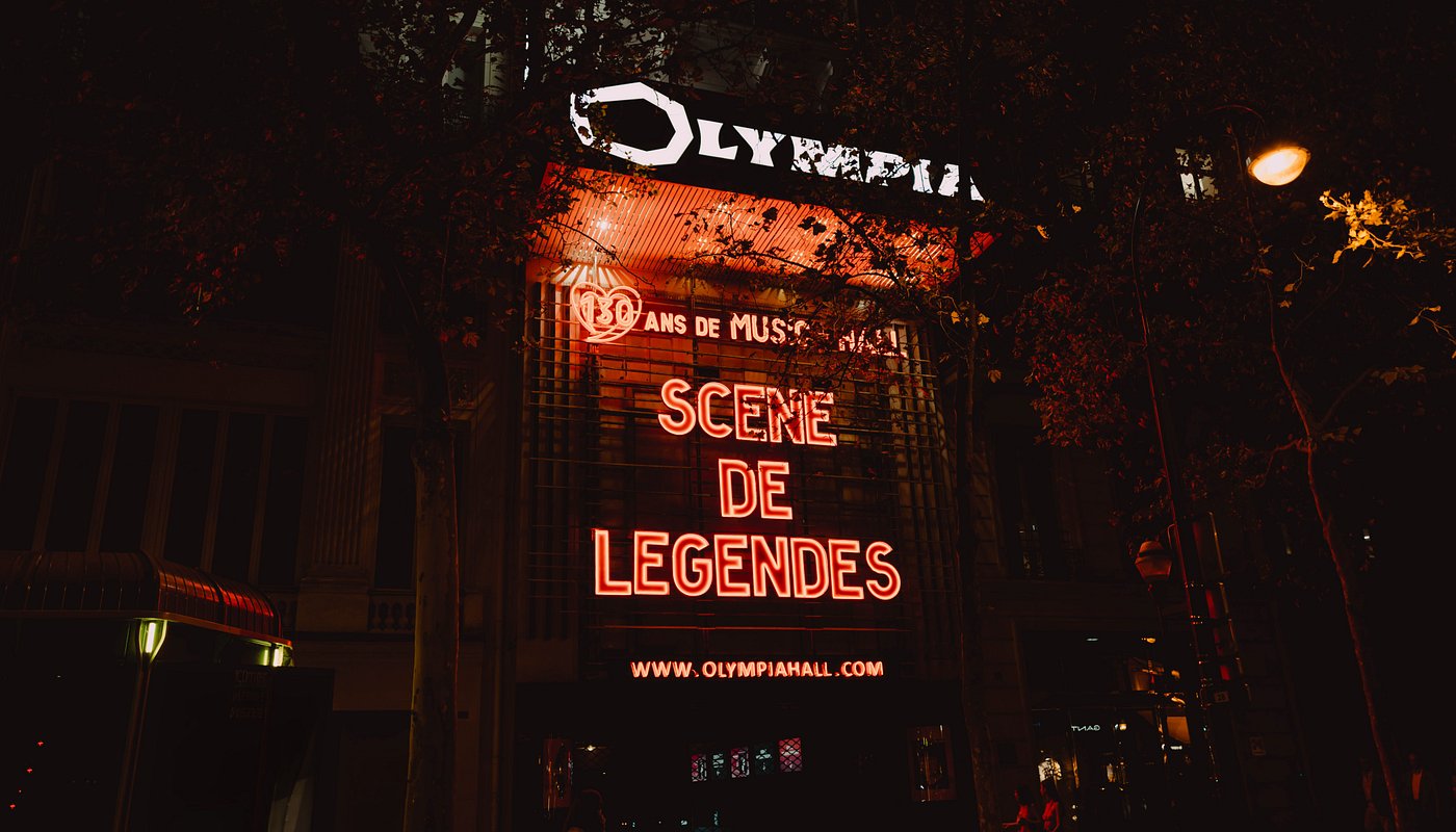 The Paris concert hall where Edith Piaf made her comeback episode artwork