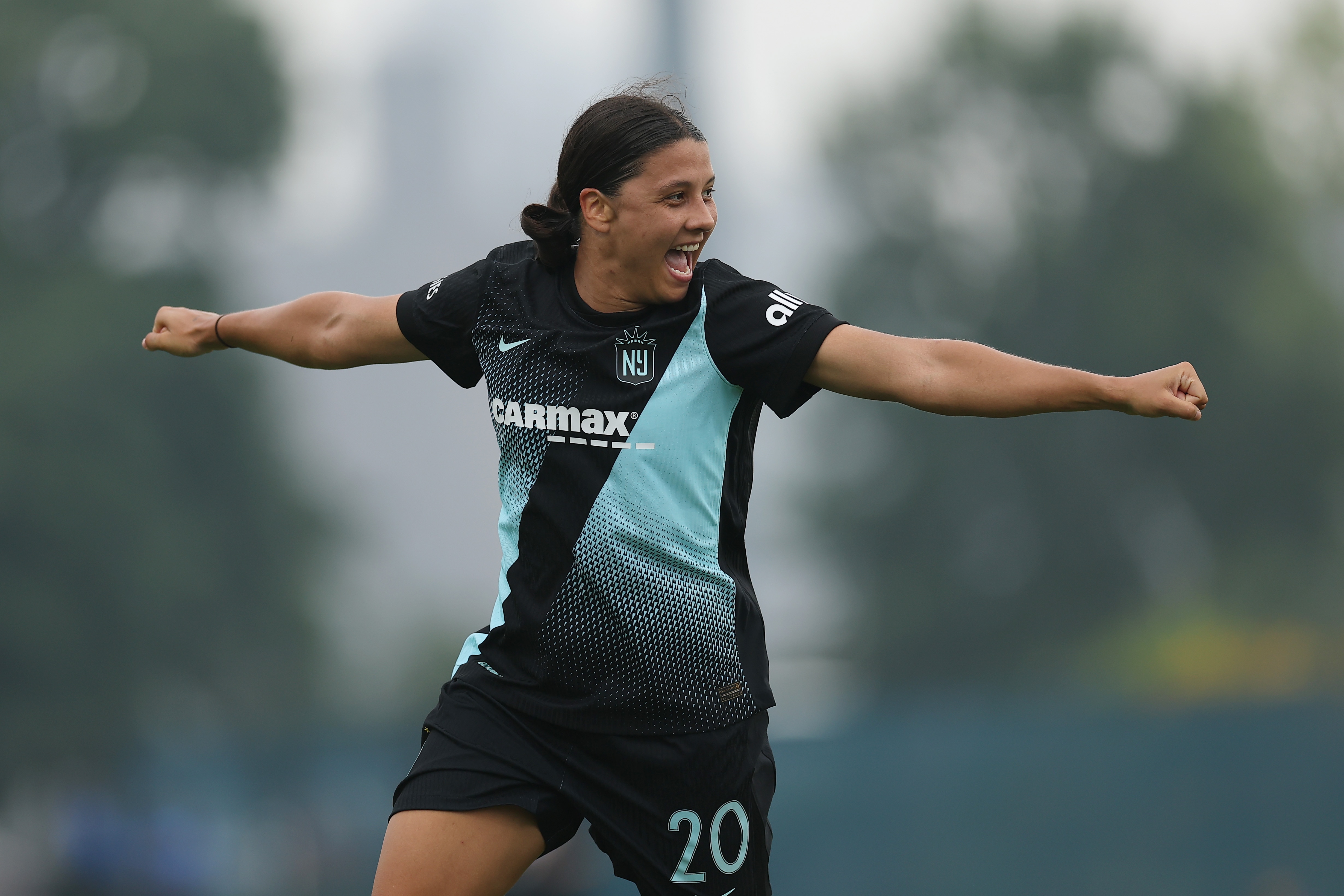 Sam Kerr says A-League must find way to bring Matildas back, pay more