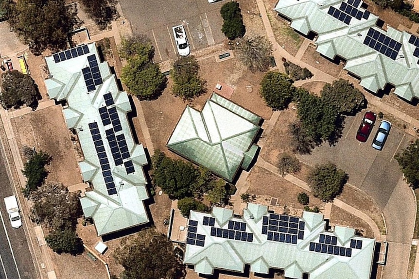 White roofs featuring solar panels