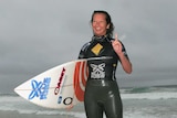 Layne Beachley surfing