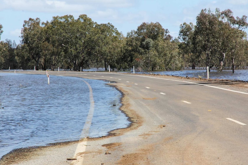 Flood damaged Newell Highway in the NSW central-west.