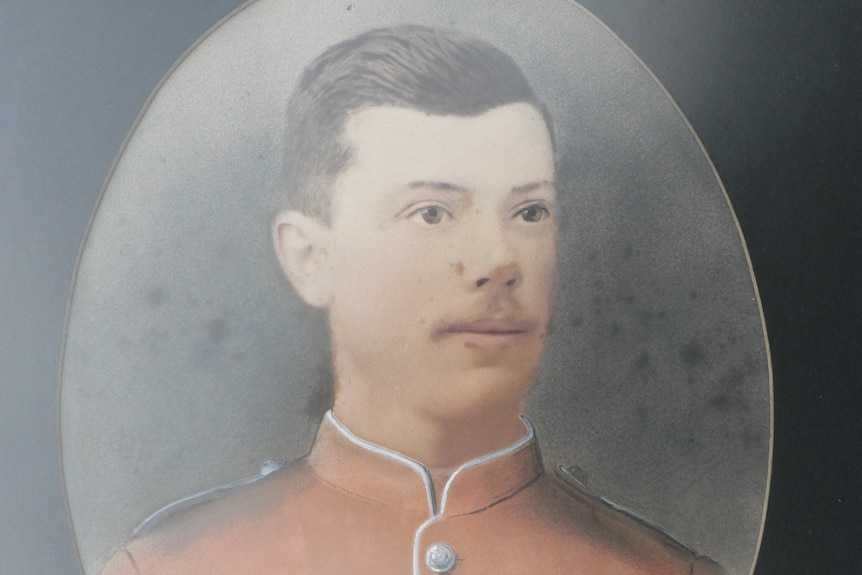 Headshot painted portrait of Robert Weir wearing his army uniform. 