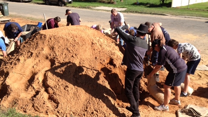 Locals filling sandbags at Barmah, northern Victoria.