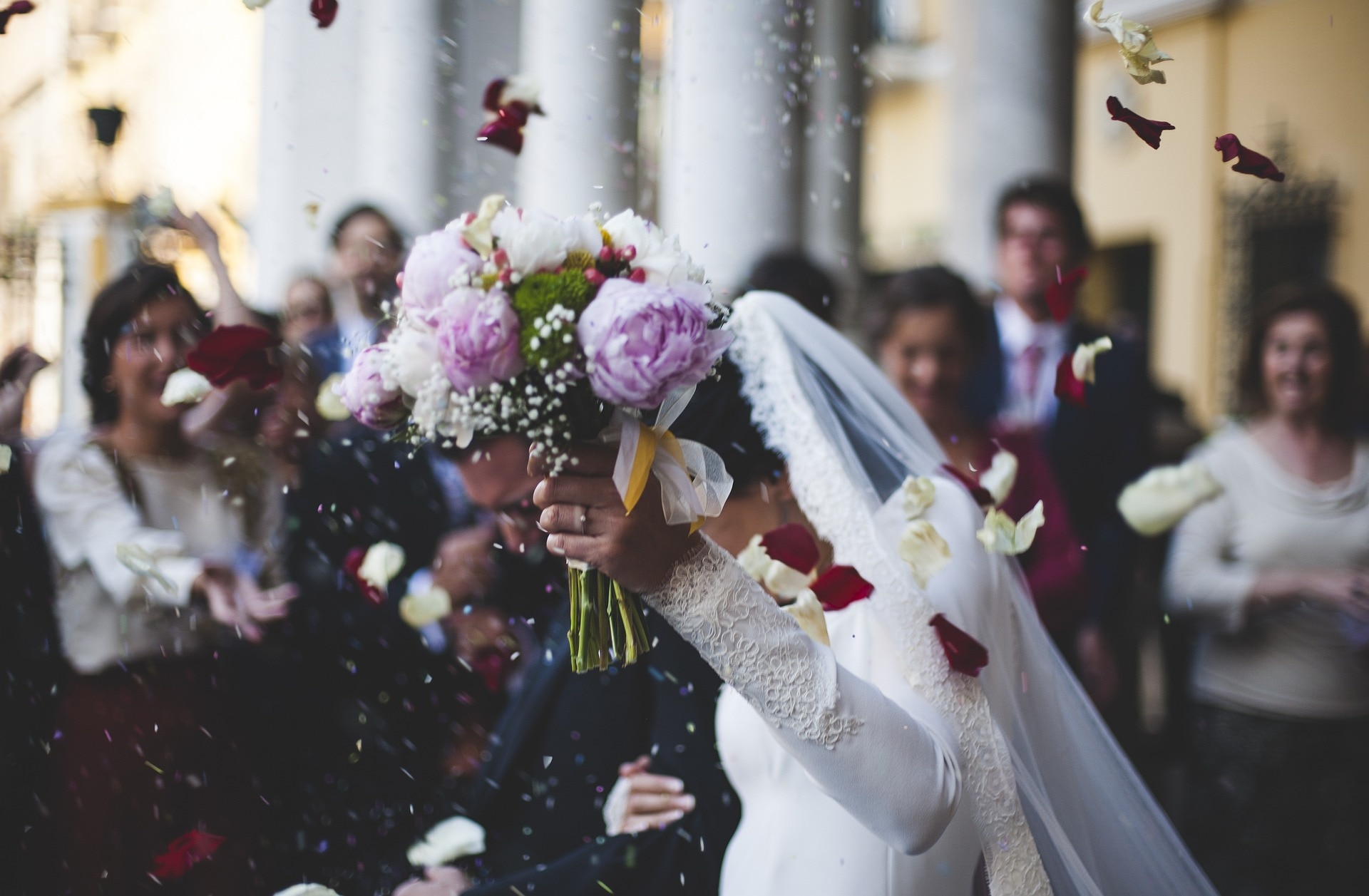 What makes a great wedding celebrant?