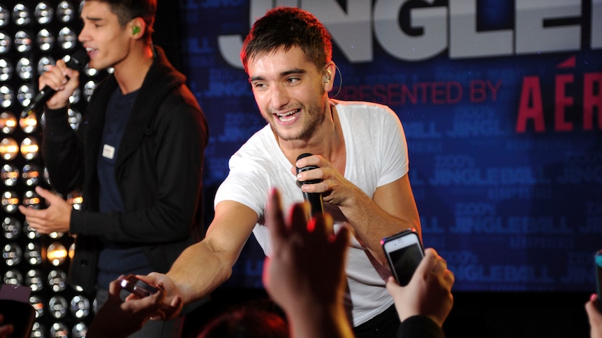 The Wanted’s singer Tom Parker dies of brain tumour at 33 – ABC News