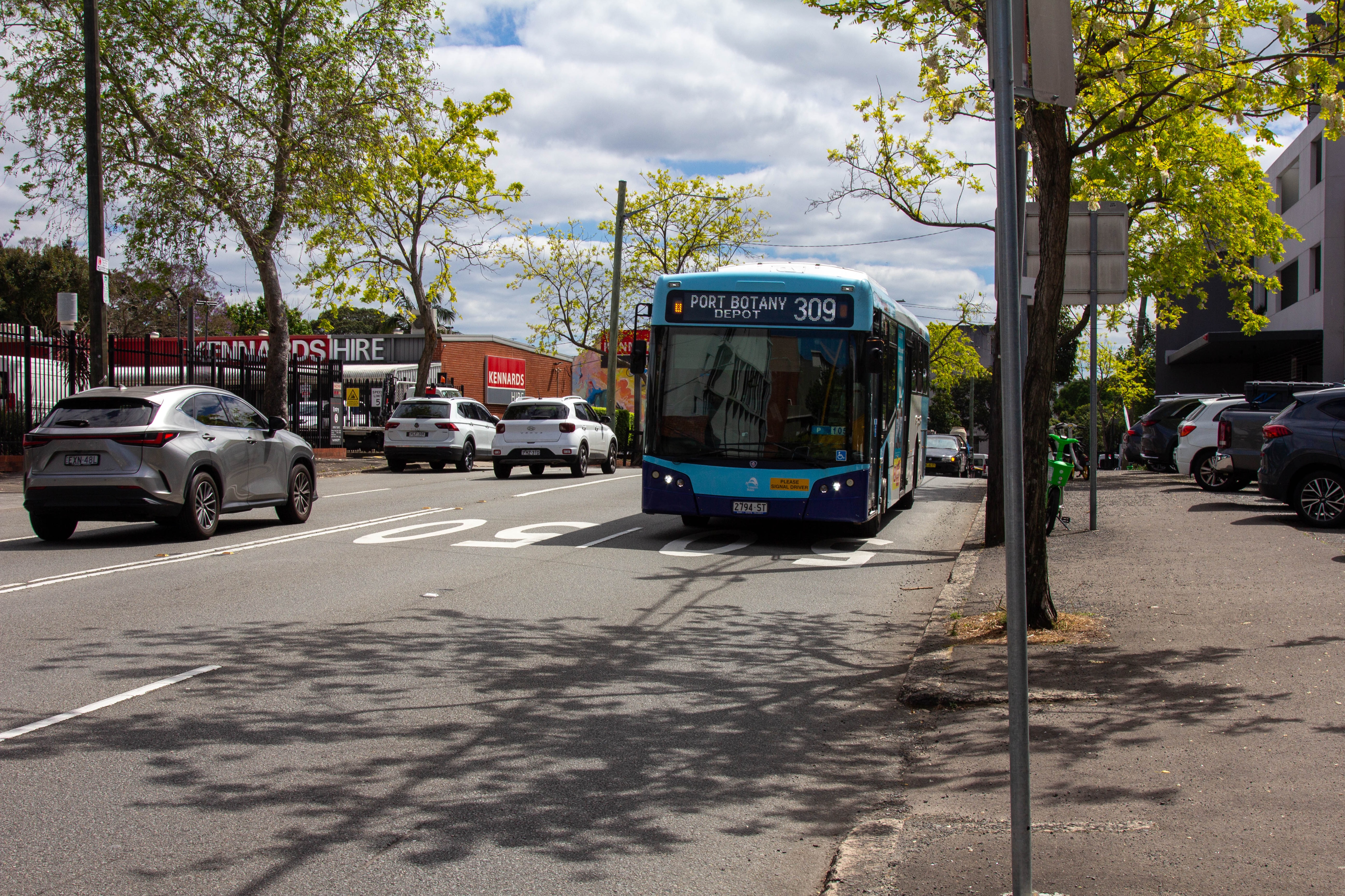 Sydney bus lane proposal draws ire of lord mayor, transport advocates