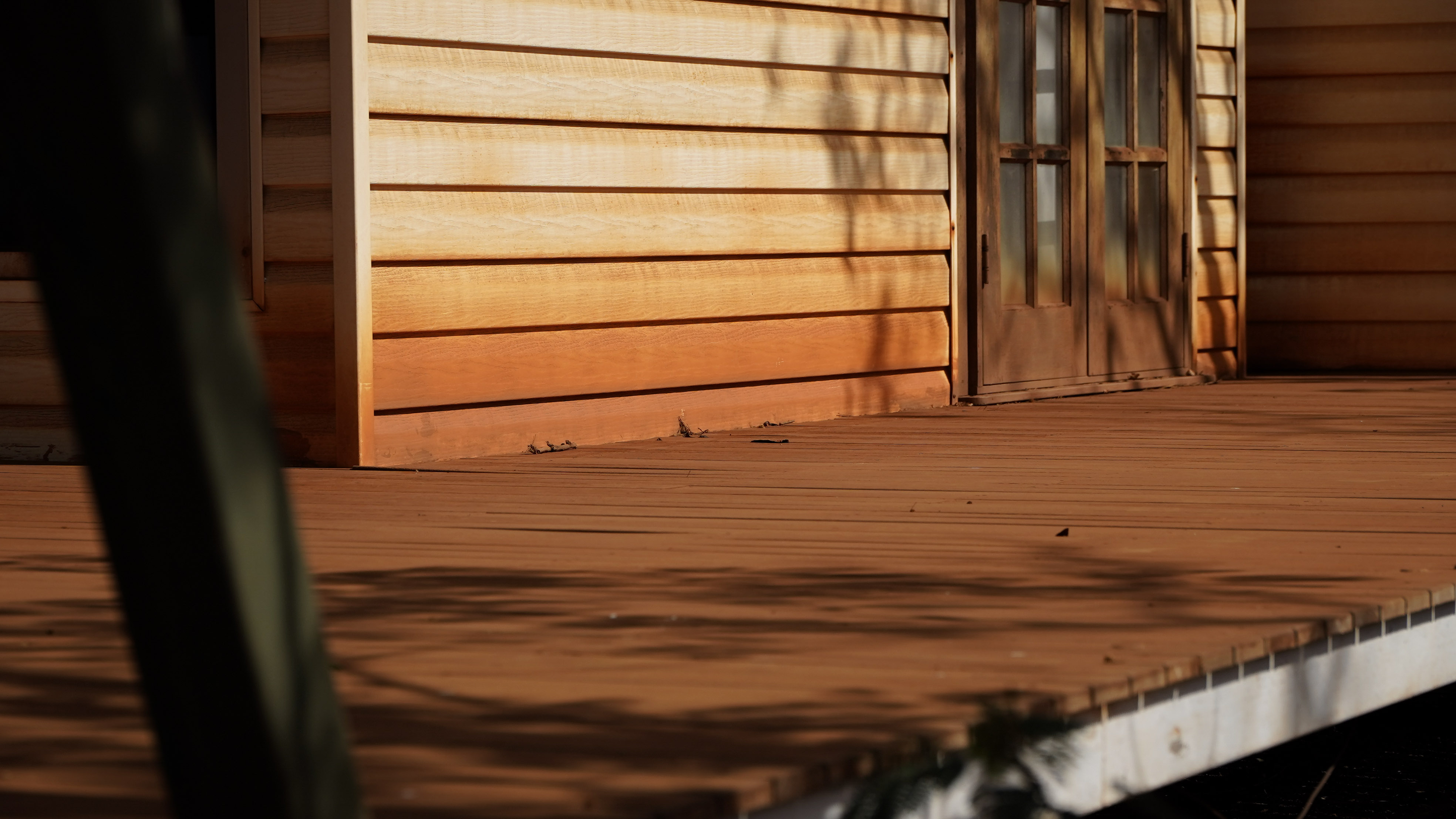 Residents 'embarrassed' by WA town as buyback scheme ends