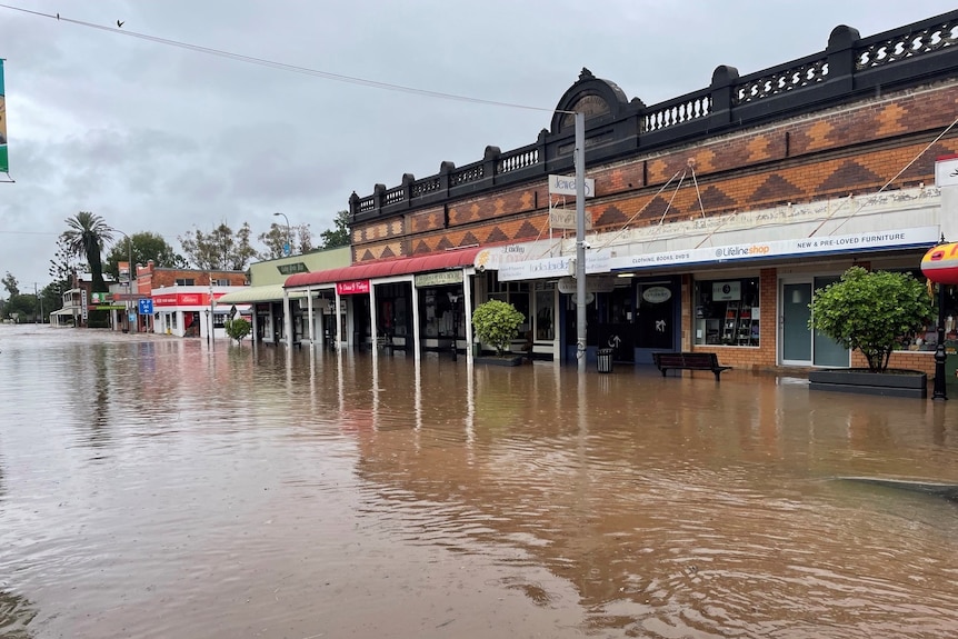Shops and businesses flooded in main street of Laidley