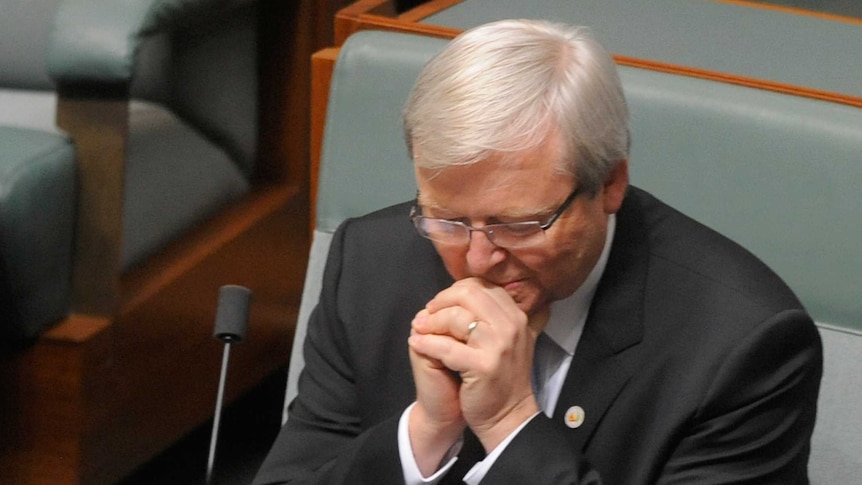 Kevin Rudd sits in chamber on day of Labor spill