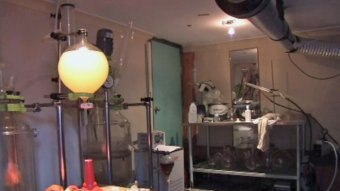 Sebuah laboratorium narkoba yang didirikan di sebuah rumah yang digerebek oleh polisi NSW