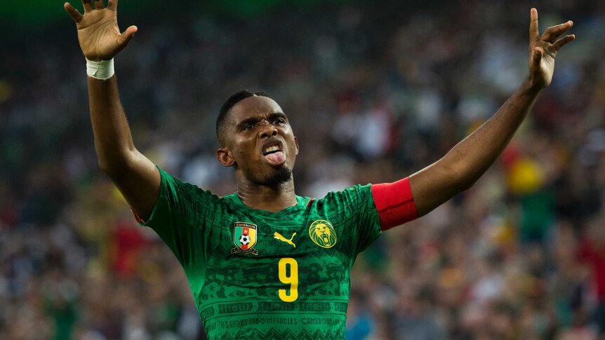 Eto'o celebrates goal against Germany