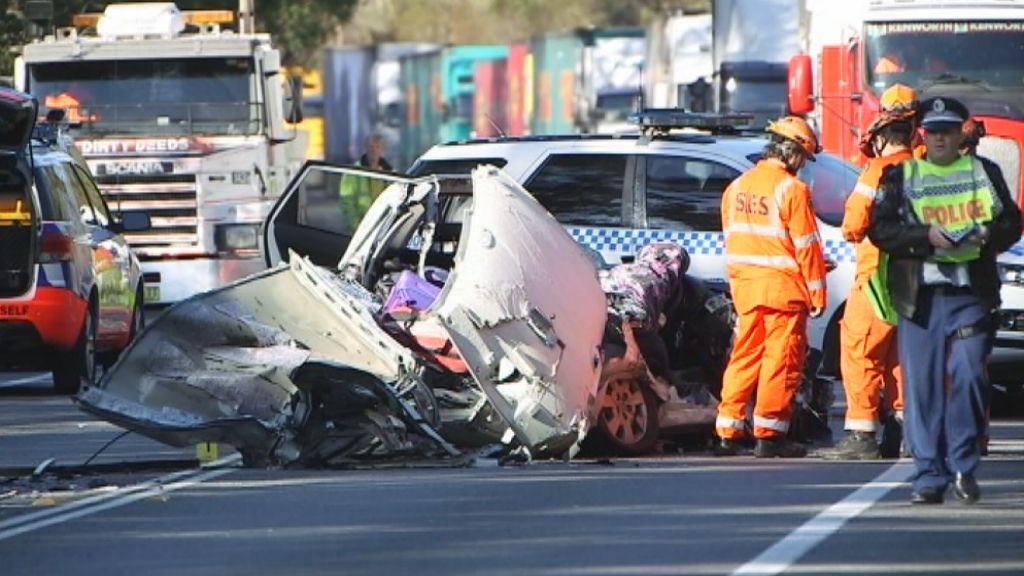 Mother and daughter killed in car crash - ABC News