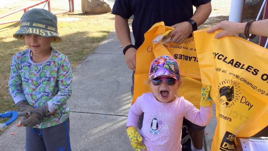 Kids out in force for Clean Up Australia Day