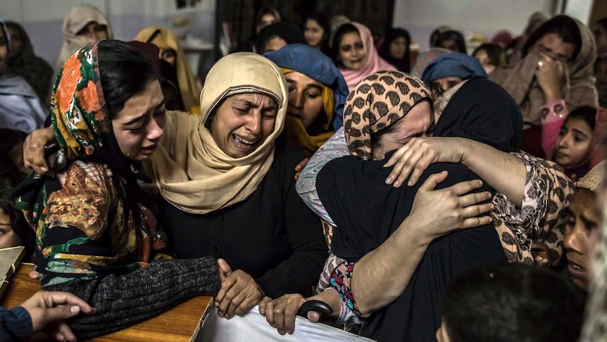 Women mourn victim of Taliban attack in Peshawar