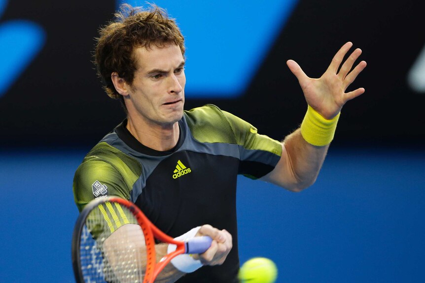 Murray makes move early in first set