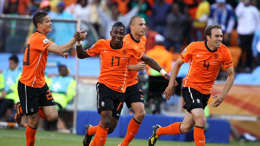 Netherlands players congratulate Elia