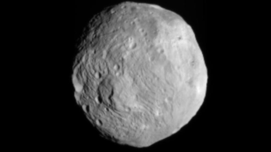 NASA spacecraft snaps asteroid