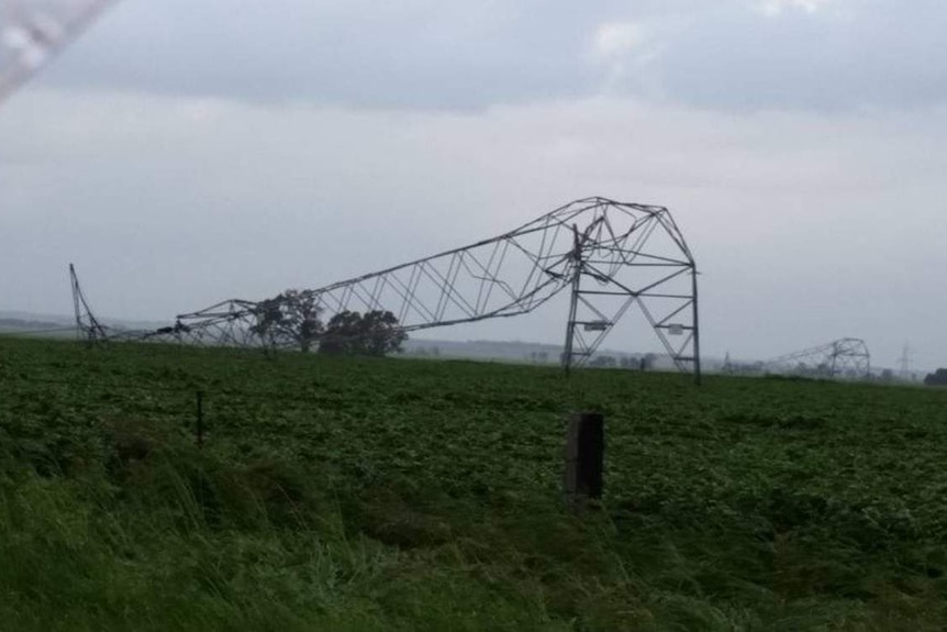 Transmission tower