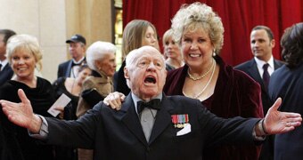 340x180 custom image of Mickey Rooney with wife Jan in 2011