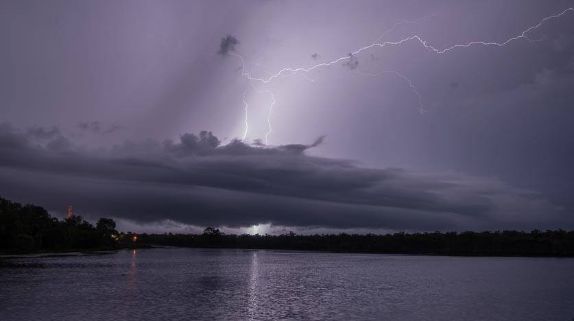 Lightning strike photograph taken by Scott Murray.
