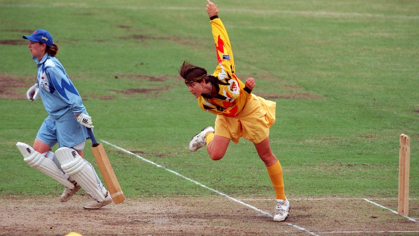 Zoe Goss follows through after bowling a ball while playing for Western Australia
