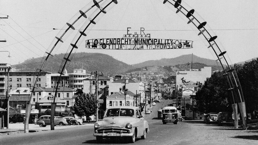 The Queen's Arch in Hobart, 1954