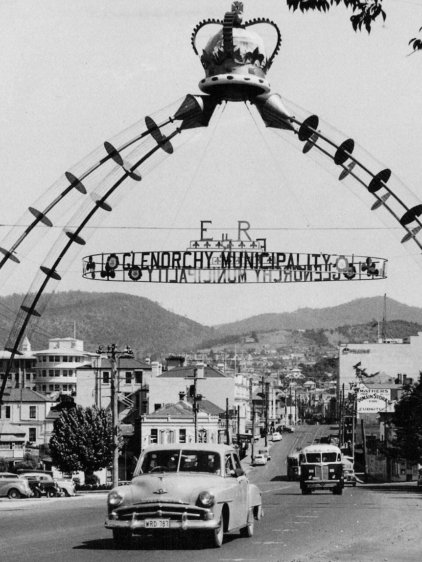 The Queen's Arch in Hobart, 1954