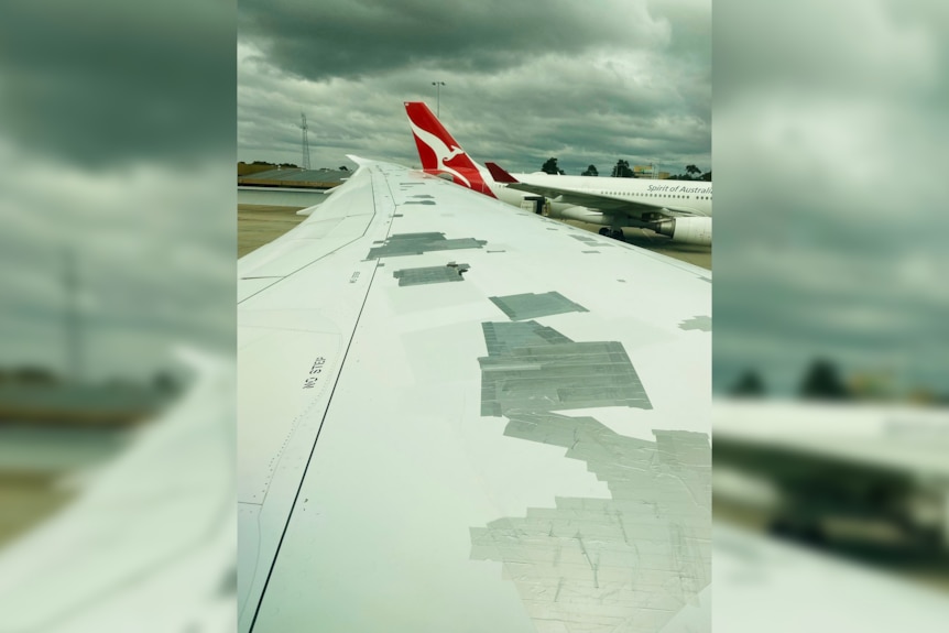 Tape on a plane? We look into viral photo that suggests Qantas is winging it with repairs - ABC News