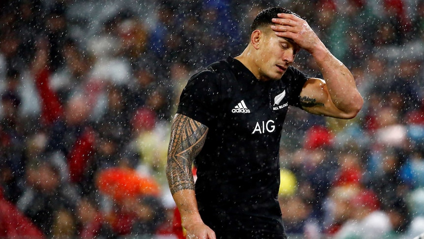 Sonny Bill Williams leaves the field after being given a red card in Wellington.